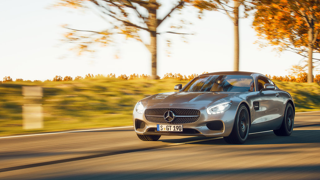 01 / AMG GT on the road